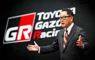 Глава Toyota признался, что чувствует себя одиноки