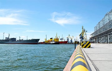 Украинские военные отрезали оккупантам доступ к порту Мариуп