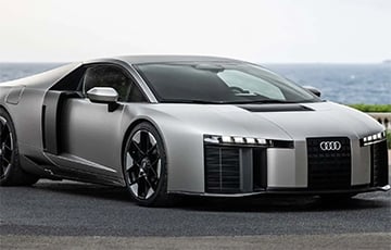 Компания Audi показала свой новый суперкар в действии