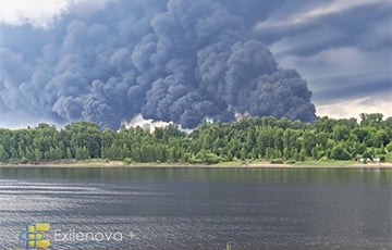 Паражаныя нафтавыя аб’екты за 700 км: Украіна нанесла масіраваны ўдар дронамі па Расіі