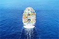 Крупнейший в мире лайнер Legend of the Seas вышел в первое плавание