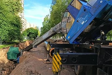 У Гродне страла аўтакрана ўпала на рабочага
