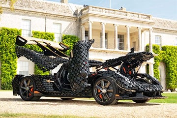 Полноразмерная модель гиперкара от Lego разогналась до 111 км/ч