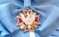 Пять последствий отзыва президентом Польши награды у президента Украины