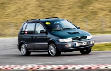 У Мінску прадаюць незвычайны Mitsubishi
