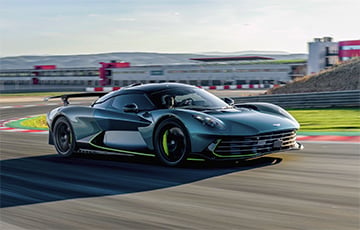 Aston Martin прадстаўляе сваю наймагутнейшую лінейку аўтамабіляў на сённяшні дзень