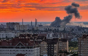 Появились кадры последствий удара по заводу «Искандеров» в России
