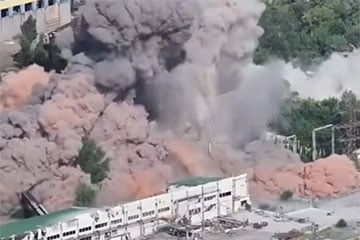 Украинская авиация сбросила авиабомбу на оккупантов в центре Константиновки
