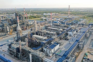 Самый большой НПЗ России остановил работу после ударов Украины