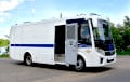 Белорус на фуре влетел в российский автозак