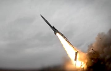 Украінскія ракеты грамяць расіян у Данецку