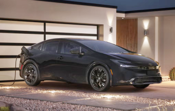 Toyota Prius получила эффектный внешний вид