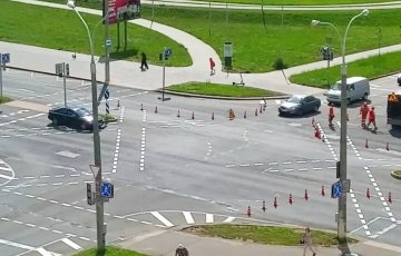 В Минске появился первый диагональный пешеходный переход