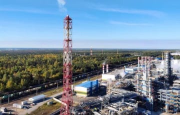 Силы обороны Украины и СБУ поразили российский завод, НПЗ и корабли в Каспийском море