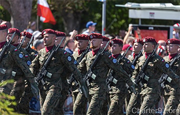 По Варшаве прошли танки, HIMARS и тысячи военных