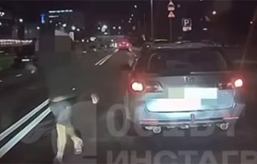 У Мінску 18-гадовыя кіроўцы высвятлялі адносіны проста на дарозе
