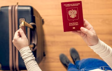 «Совет белорусам: гнать россиян поганой метлой»
