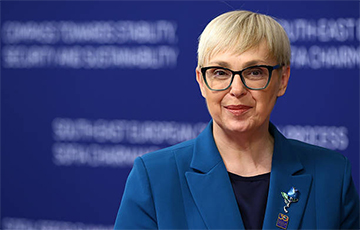 Президент Словении оказалась в центре скандала после обычной аварии