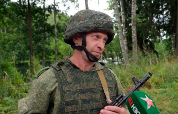 Лукашэнка накіруе на мяжу з Украінай 500 «дармаедаў»