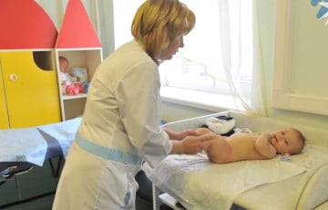 Известная белорусская актриса сменила профессию и стала детской медсестрой