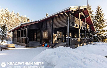 Под Минском продают деревянную усадьбу почти за $4 миллиона