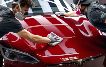 Главный дизайнер Tesla сохранил свою Model S