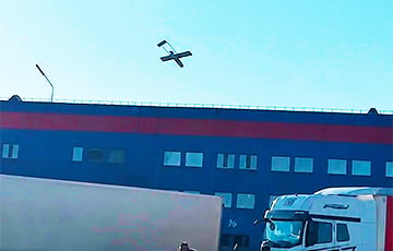 Появилось видео удара ВСУ по крупнейшему складу Ozon в России