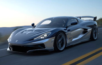 Кіраўнік Bugatti прадказаў бензінавым суперкарам доўгае жыццё