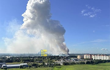 Под Петербургом вспыхнул масштабный пожар после взрыва