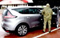 «Тут у половины корчей из Бреста скотчем дыры залеплены»