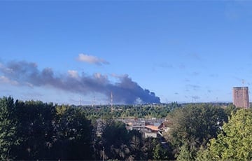 Один из крупнейших НПЗ России горит после атаки дронов