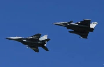 Стали известны подробности столкновения двух истребителей Су-35С в Курской области
