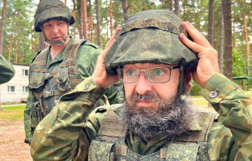 В Сети шутят над фото белорусских ополченцев