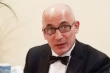 Нельзя отдавать судьбу страны на аутсорсинг