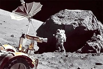 Ученые: На Луне находятся технологии инопланетян