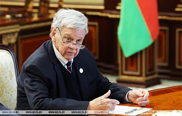 Коул пообещал, что США помогут вернуть Беларуси миллионы долларов