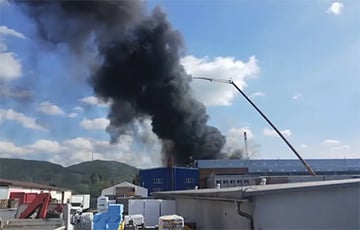 В Словакии произошел пожар на крупнейшем заводе боеприпасов