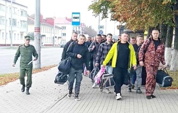 Белорусов перед военными сборами заставляли дуть в алкотестер