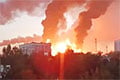 Россияне снимают горящие объекты после массированной атаки беспилотников на Москву и область