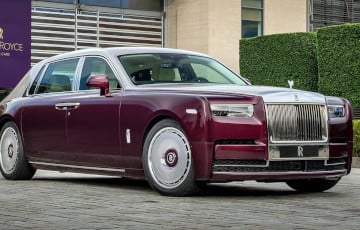 Rolls-Royce Has Created A Unique Phantom With An Unusual Interior Finish