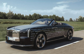 Rolls-Royce потратит 350 недель на испытания уникального электромобиля
