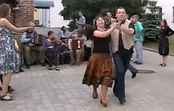 Dancing To "Lysy" On A Street In Minsk Has Garnered Over A Million Views