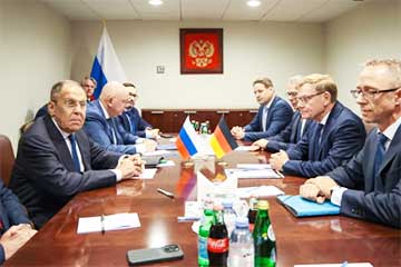 СМИ узнали, о чем шла речь на встрече главы МИД Германии с Лавровым