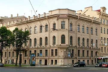 В центре Санкт-Петербурга горит особняк Миллера