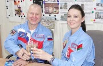 У касманаўта Навіцкага і касмічнай турысткі Васілеўскай нарадзілася дачка