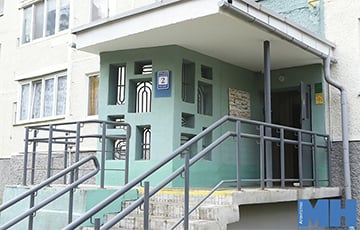 Как выглядит «образцовый подъезд» Минска