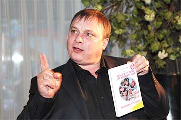 Разин лишился прав на песни «Ласкового мая»