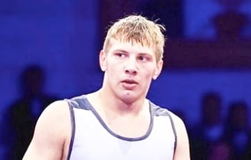 Belarus: Wrestler Abubakar Khaslakhanov wins world championship