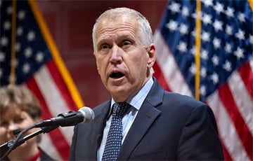 Republican Senator: Putin Is Playing Trump Like A Fiddle