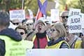В Испании десятки тысяч человек вышли на митинг